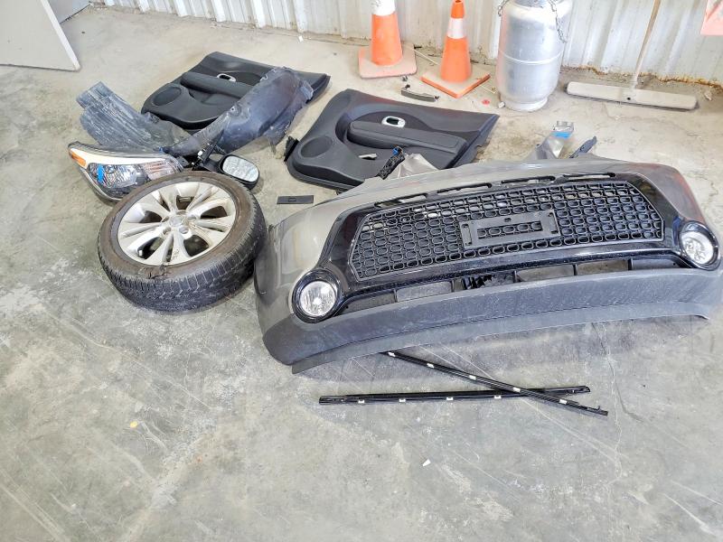 2016 Kia Soul მანქანა იყიდება აუქციონზე, vin: KNDJP3A51G7302166, აუქციონის ნომერი: 51700196