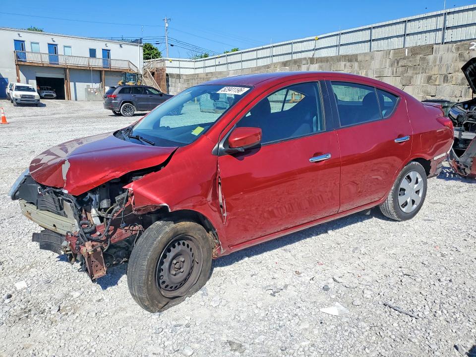 52941196 :رقم المزاد ، 3N1CN7AP0JL864119 vin ، 2018 Nissan Versa مزاد بيع