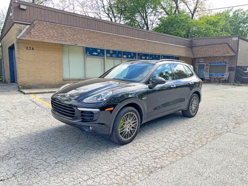 Продаж на аукціоні авто 2016 Porsche Cayenne, vin: WP1AE2A29GLA17811, номер лоту: 53825736