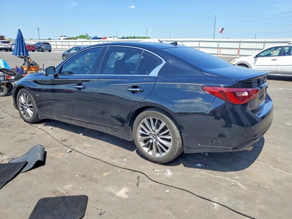 52245596 :رقم المزاد ، JN1EV7AP6JM351388 vin ، 2018 Infiniti Q50 مزاد بيع