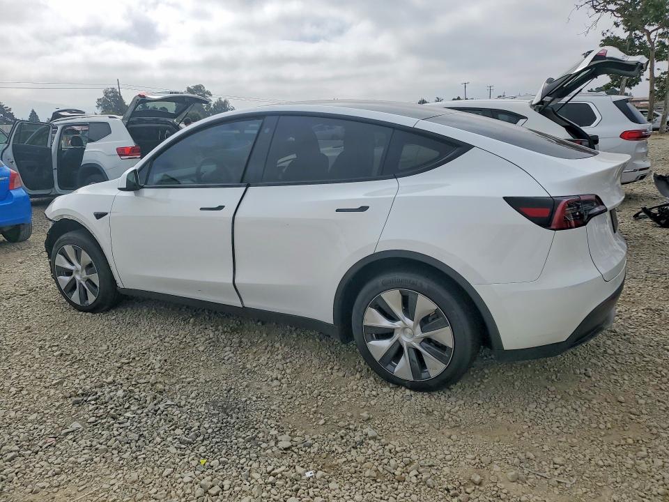 52068816 :رقم المزاد ، 7SAYGDEE5PF742399 vin ، 2023 Tesla Model Y مزاد بيع