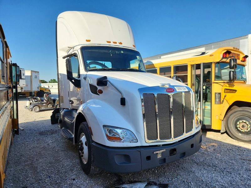 Продажа на аукционе авто 2020 Peterbilt 579, vin: 1XPBA48X0LD685868, номер лота: 50607636