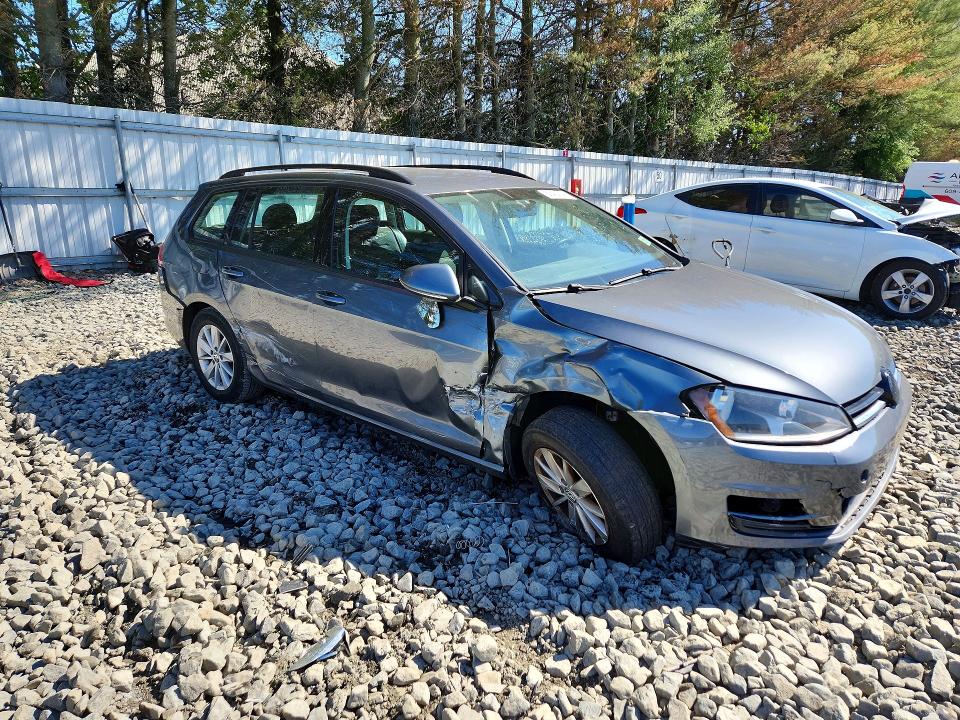 53421746 :رقم المزاد ، 3VWC17AUXGM510123 vin ، 2016 Volkswagen Golf Sportwagen مزاد بيع