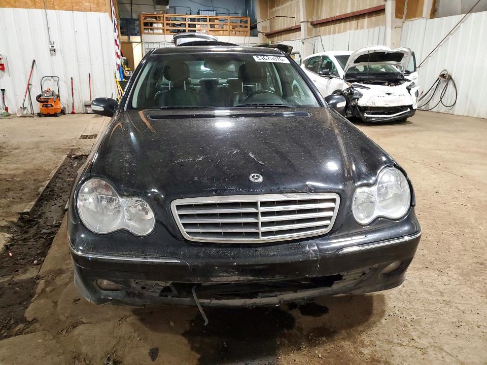 Auction sale of the 2005 Mercedes-benz C, vin: WDBRF84J15F664897, lot number: 54675576