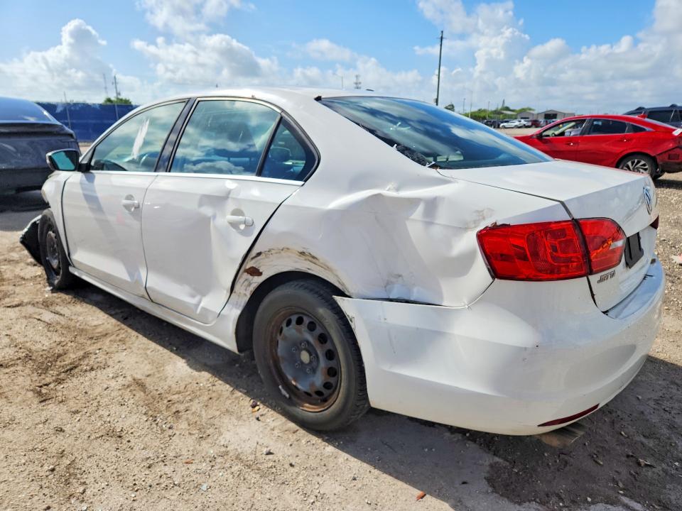 53508426 :رقم المزاد ، 3VWDP7AJ0DM394855 vin ، 2013 Volkswagen Jetta مزاد بيع
