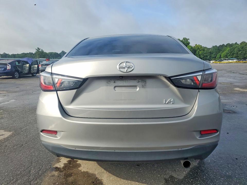 54844016 :رقم المزاد ، 3MYDLBZV9GY115135 vin ، 2016 Scion Ia مزاد بيع