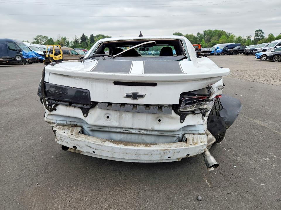 Продажа на аукционе авто 2015 Chevrolet Camaro, vin: 2G1FC1E35F9158576, номер лота: 52677796