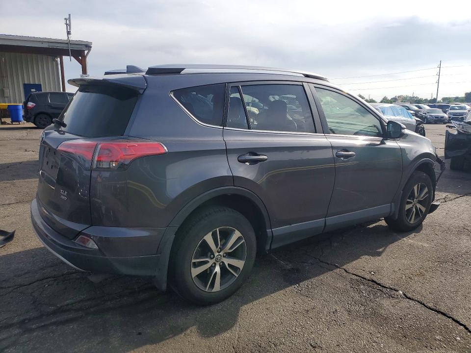 Продажа на аукционе авто 2018 Toyota Rav4, vin: JTMRFREV6JJ197024, номер лота: 55560976