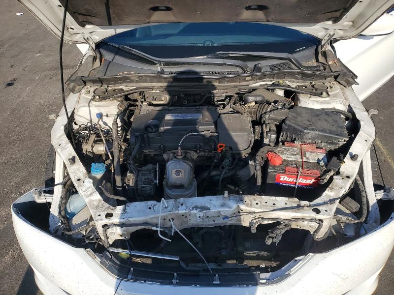 55028016 :رقم المزاد ، 1HGCR2F59FA048215 vin ، 2015 Honda Accord مزاد بيع