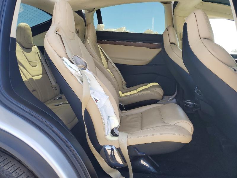 2017 Tesla Model X მანქანა იყიდება აუქციონზე, vin: 5YJXCBE22HF055168, აუქციონის ნომერი: 53095826