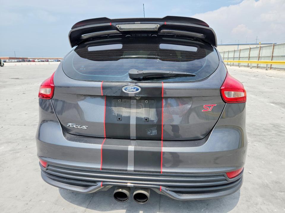 Продажа на аукционе авто 2017 Ford Focus, vin: 1FADP3L95HL331813, номер лота: 54004526