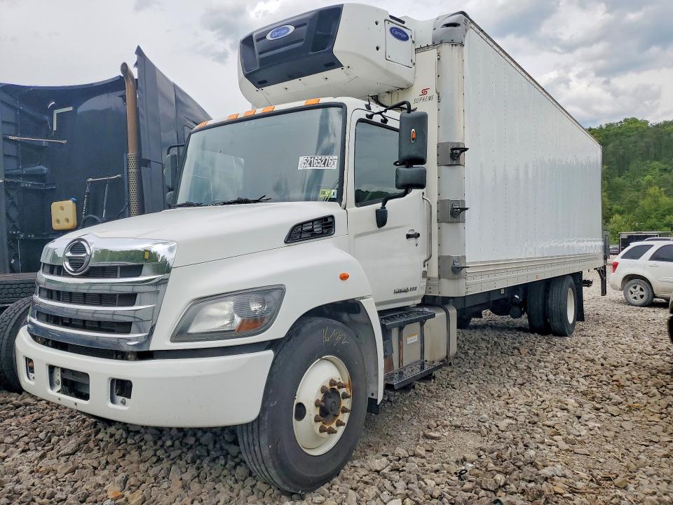 52165276 :رقم المزاد ، 5PVNJ8JV9L4S76430 vin ، 2020 Hino 258/268 مزاد بيع