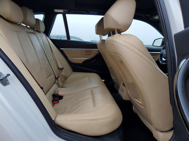 54701526 :رقم المزاد ، WBA8K3C38HA023176 vin ، 2017 Bmw 330 مزاد بيع