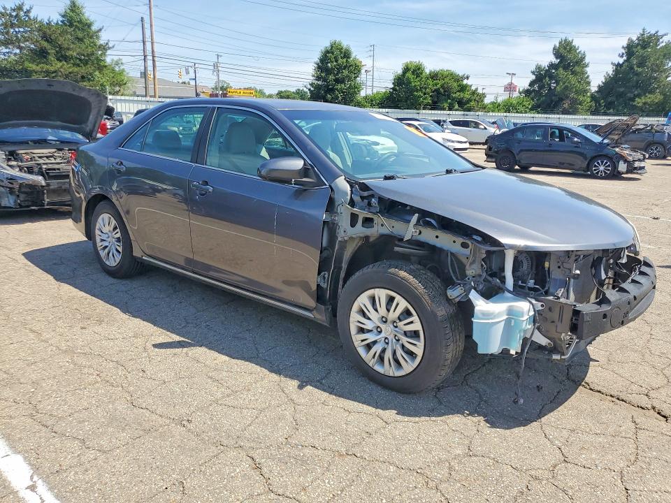 2014 Toyota Camry მანქანა იყიდება აუქციონზე, vin: 4T1BF1FK4EU761941, აუქციონის ნომერი: 55359816
