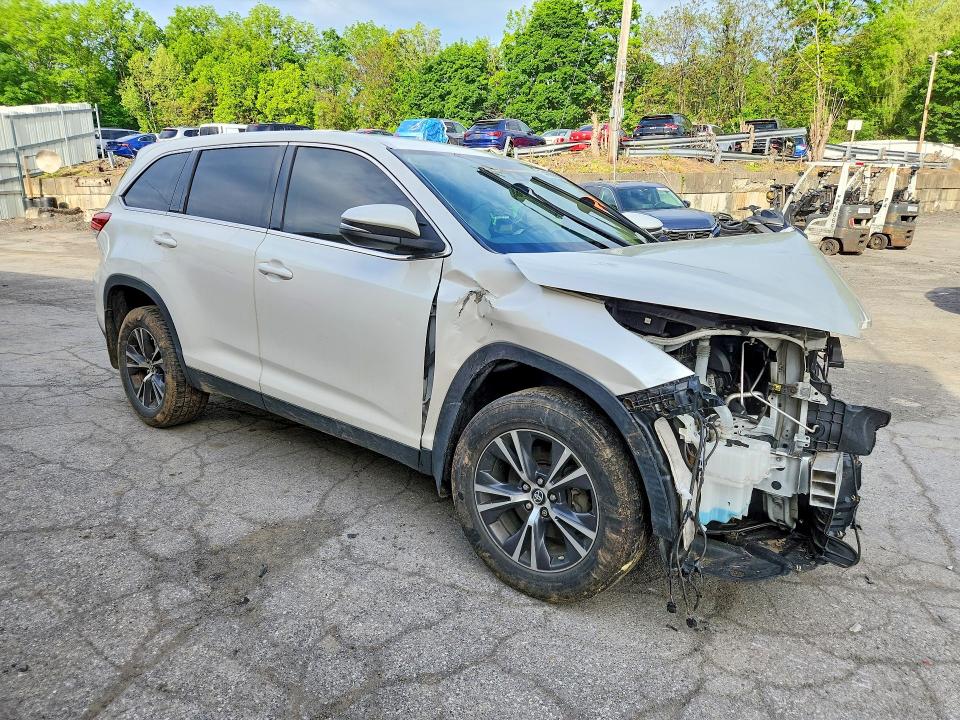 Продаж на аукціоні авто 2019 Toyota Highlander, vin: 5TDBZRFH6KS993214, номер лоту: 54829996
