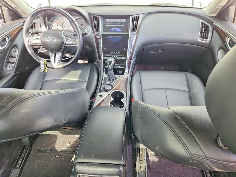 51969526 :رقم المزاد ، JN1EV7AP8JM352509 vin ، 2018 Infiniti Q50 مزاد بيع