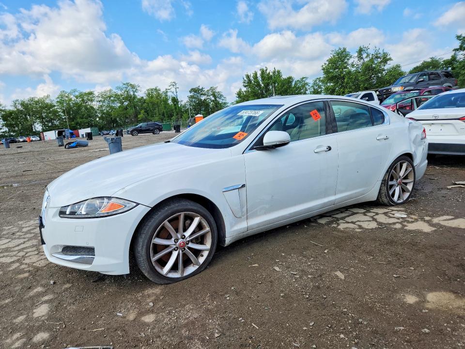 2015 Jaguar Xf მანქანა იყიდება აუქციონზე, vin: SAJWJ0FF2F8U53048, აუქციონის ნომერი: 53473766