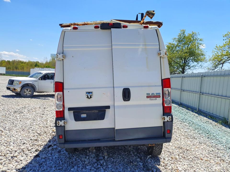 52932956 :رقم المزاد ، 3C6TRVBG0HE551629 vin ، 2017 Ram Promaster 1500 مزاد بيع