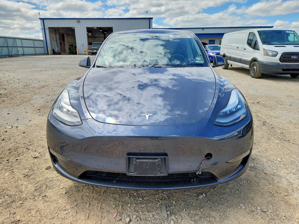 2020 Tesla Model Y მანქანა იყიდება აუქციონზე, vin: 5YJYGDEE5LF026657, აუქციონის ნომერი: 52518666