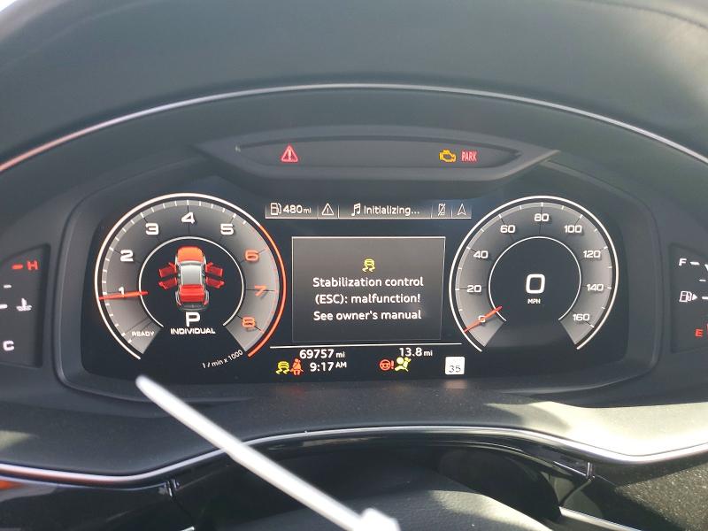 51895696 :رقم المزاد ، WA1FVAF17KD027204 vin ، 2019 Audi Q8 مزاد بيع
