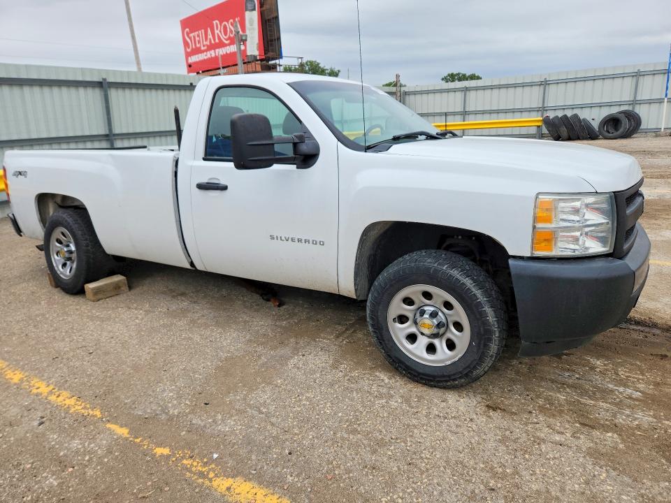 Продаж на аукціоні авто 2011 Chevrolet Silverado, vin: 1GCNKPE05BZ314615, номер лоту: 49270256