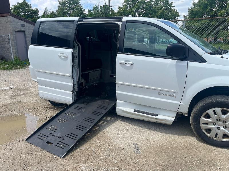 54627596 :رقم المزاد ، 2C4RDGBG9GR350905 vin ، 2016 Dodge Grand Caravan مزاد بيع