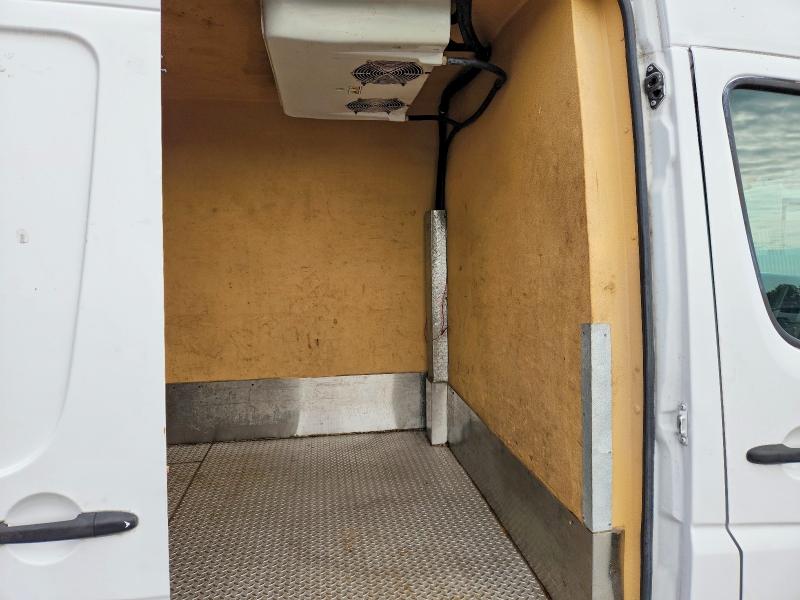 53031116 :رقم المزاد ، WD3PE8CC4F5960447 vin ، 2015 Mercedes Benz Sprinter مزاد بيع