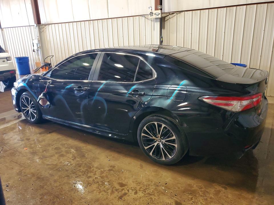 2018 Toyota Camry მანქანა იყიდება აუქციონზე, vin: JTNB11HK0J3050572, აუქციონის ნომერი: 53888206
