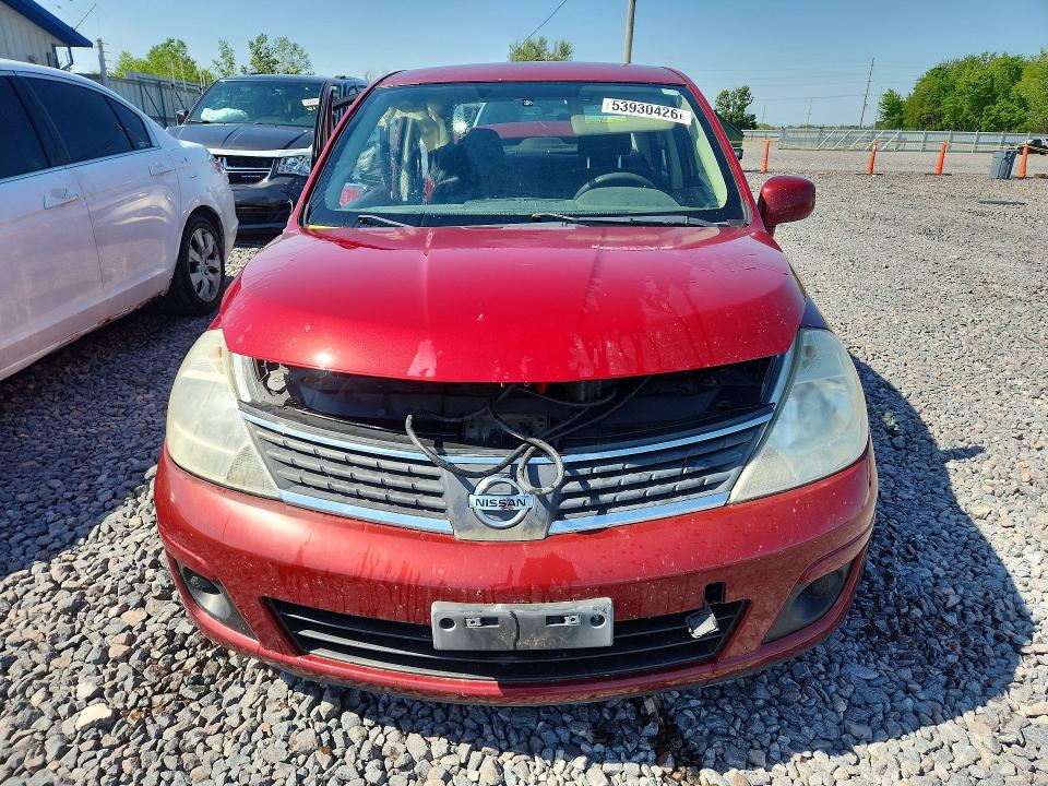 53930426 :رقم المزاد ، 3N1BC11E48L375715 vin ، 2008 Nissan Versa مزاد بيع