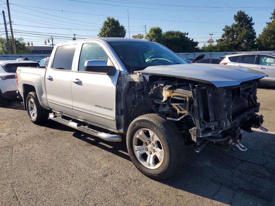 2018 Chevrolet Silverado მანქანა იყიდება აუქციონზე, vin: 3GCUKREC1JG552414, აუქციონის ნომერი: 53115046