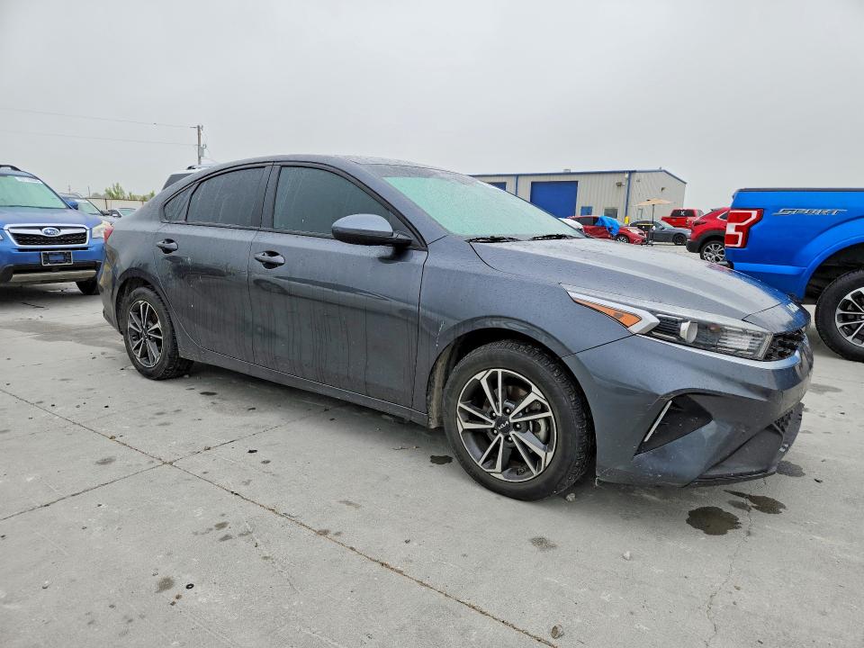 53781986 :رقم المزاد ، 3KPF24AD9PE524777 vin ، 2023 Kia Forte مزاد بيع
