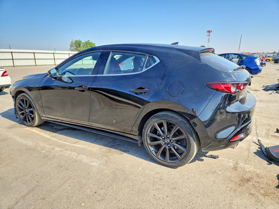 Продажа на аукционе авто 2019 Mazda 3, vin: JM1BPANMXK1141936, номер лота: 52683856
