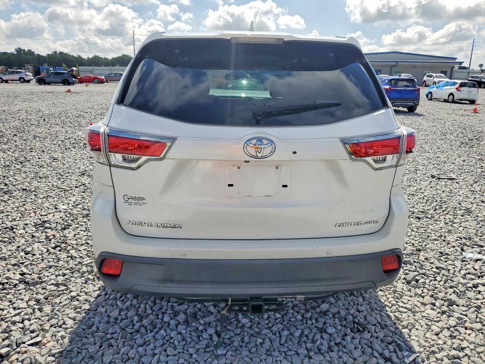 52812446 :رقم المزاد ، 5TDDKRFH5FS075585 vin ، 2015 Toyota Highlander مزاد بيع