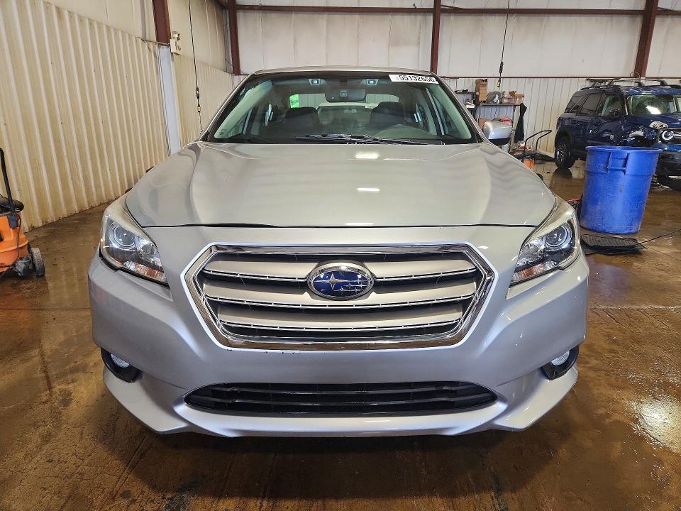 55132656 :رقم المزاد ، 4S3BNAH61H3007204 vin ، 2017 Subaru Legacy مزاد بيع