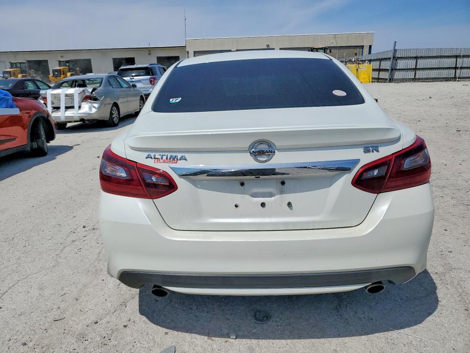 Продаж на аукціоні авто 2018 Nissan Altima, vin: 1N4AL3AP9JC151708, номер лоту: 52567596
