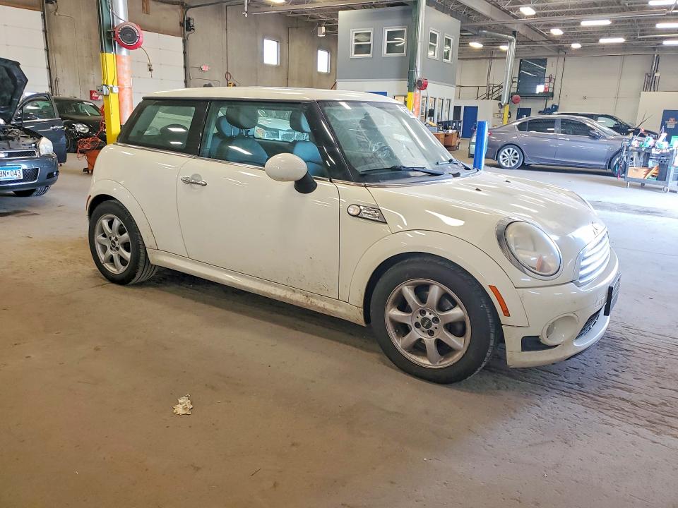 Продажа на аукционе авто 2010 Mini Cooper, vin: WMWMF3C58ATZ26717, номер лота: 55057666