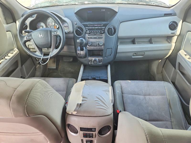 54002136 :رقم المزاد ، 5FNYF4H33FB067578 vin ، 2015 Honda Pilot مزاد بيع