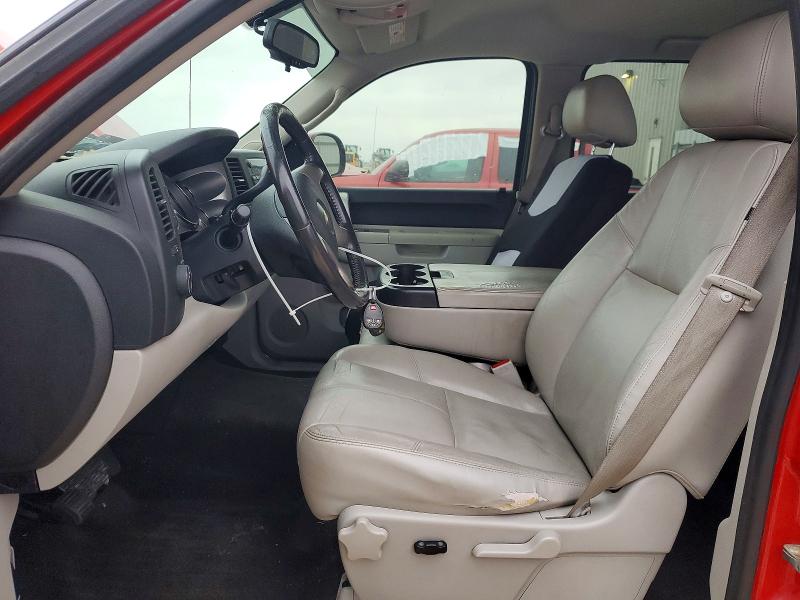 52362476 :رقم المزاد ، 3GCPCSE04BG405643 vin ، 2011 Chevrolet Silverado مزاد بيع