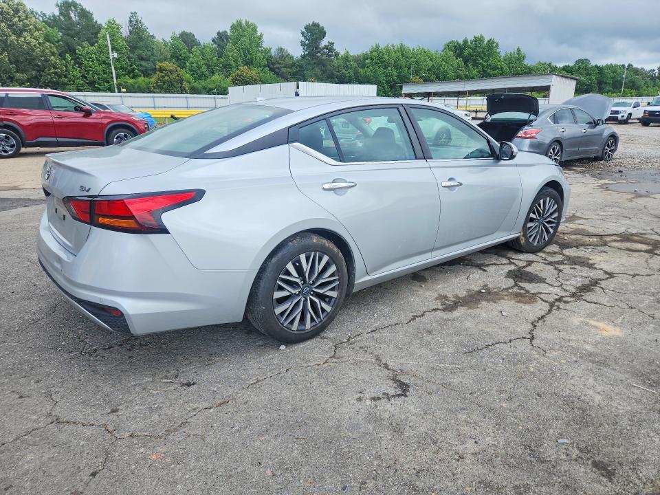 54876826 :رقم المزاد ، 1N4BL4DV0PN343021 vin ، 2023 Nissan Altima مزاد بيع