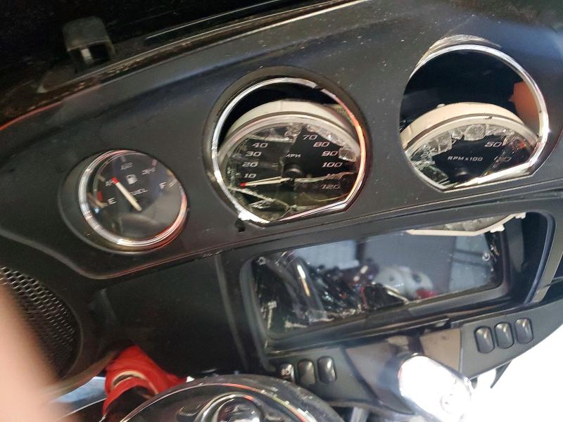 Продаж на аукціоні авто 2017 Harley-davidson Flhtcu, vin: 1HD1FCC16HB612615, номер лоту: 52758266