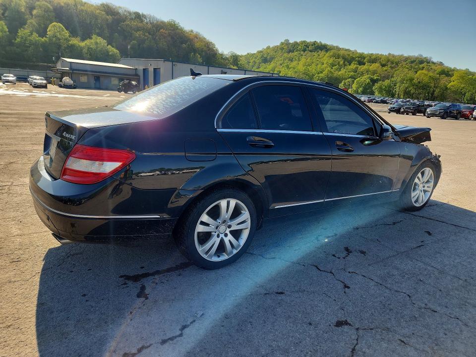 2011 Mercedes-benz C მანქანა იყიდება აუქციონზე, vin: WDDGF8BB0BR133484, აუქციონის ნომერი: 52593526