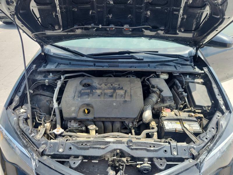 54351706 :رقم المزاد ، 5YFBURHE8JP740324 vin ، 2018 Toyota Corolla مزاد بيع