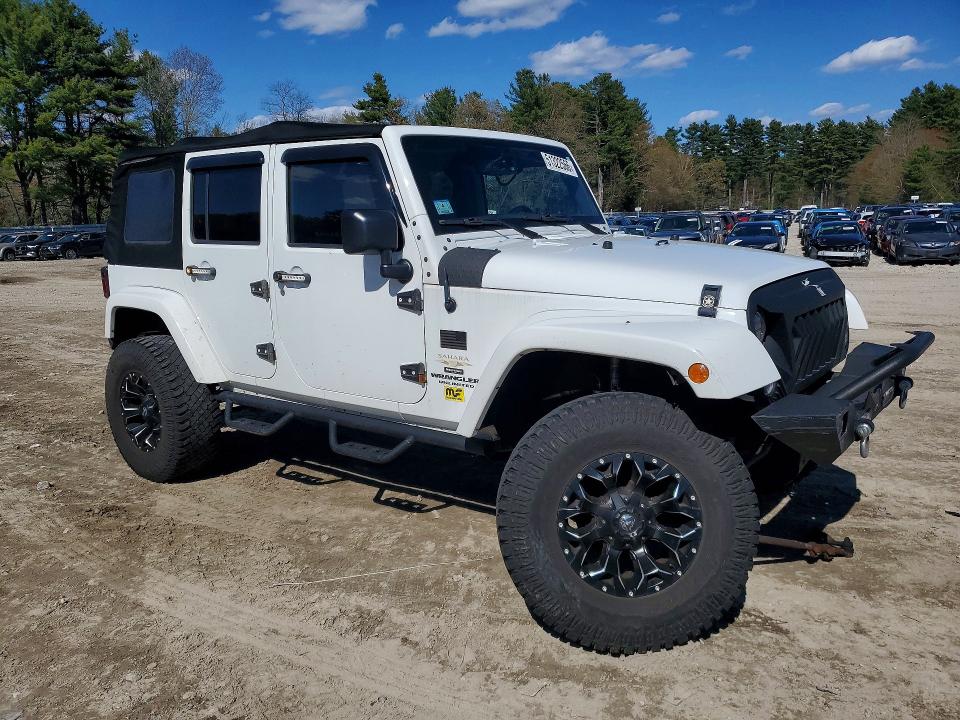 2015 Jeep Wrangler Unlimited მანქანა იყიდება აუქციონზე, vin: 1C4BJWEG3FL646770, აუქციონის ნომერი: 51322566