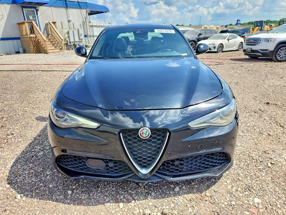 2022 Alfa Romeo Giulia მანქანა იყიდება აუქციონზე, vin: ZARFANBN6N7655085, აუქციონის ნომერი: 54677616