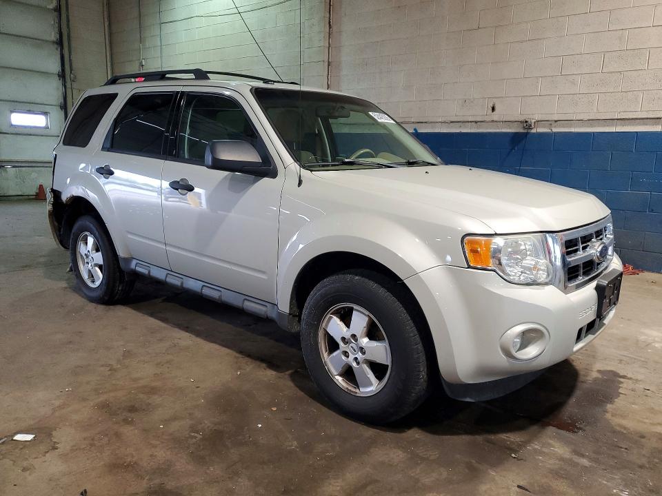 52445226 :رقم المزاد ، 1FMCU93G79KB70514 vin ، 2009 Ford Escape مزاد بيع