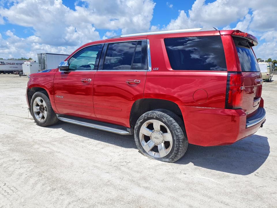 60585086 :رقم المزاد ، 1GNSCCKCXFR146720 vin ، 2015 Chevrolet Tahoe مزاد بيع