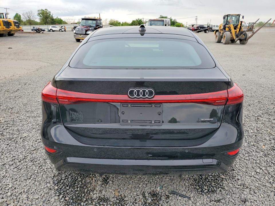 Продаж на аукціоні авто 2025 Audi A6 E-tron, vin: WAU3DAGHXSA027588, номер лоту: 53024576