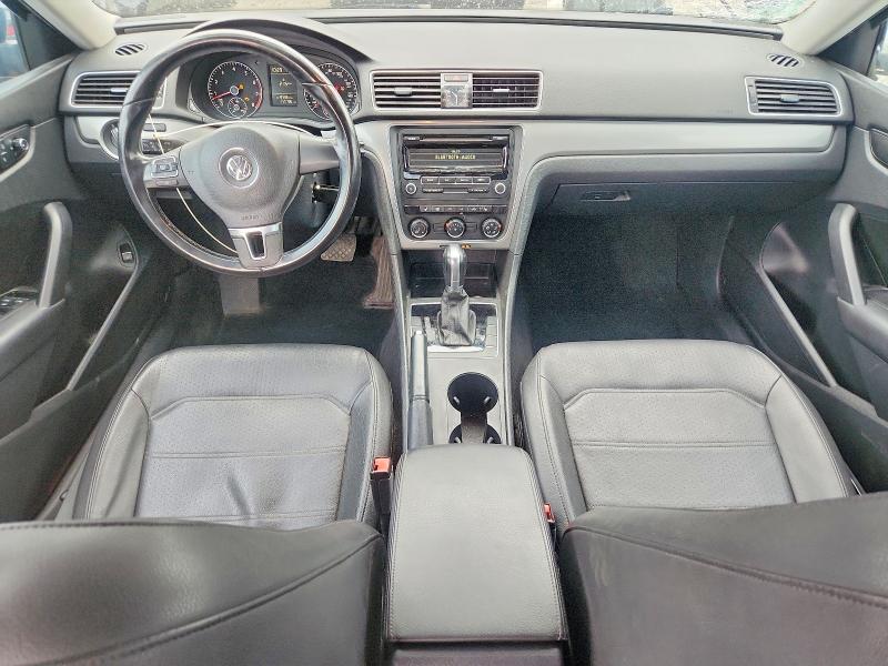 2014 Volkswagen Passat მანქანა იყიდება აუქციონზე, vin: 1VWAP7A30EC012668, აუქციონის ნომერი: 53932696