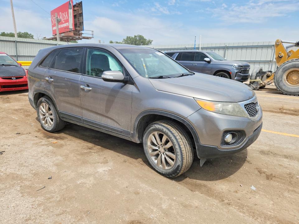 Продажа на аукционе авто 2011 Kia Sorento, vin: 5XYKU4A14BG017215, номер лота: 53763106