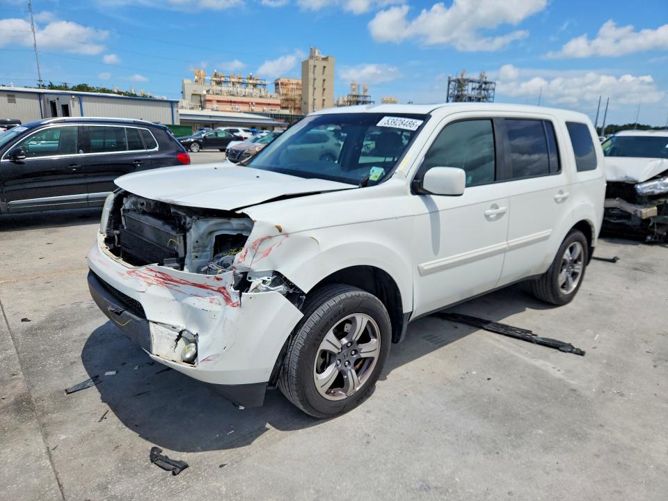 53928486 :رقم المزاد ، 5FNYF3H30FB026917 vin ، 2015 Honda Pilot مزاد بيع